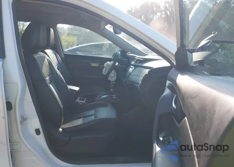 2017 Nissan Rogue Sl из США, поврежденный, VIN 5N1AT2MV2HC799122